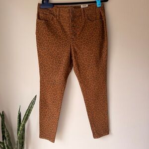 Time and Tru Brown Leopard Print Ankle Jeans